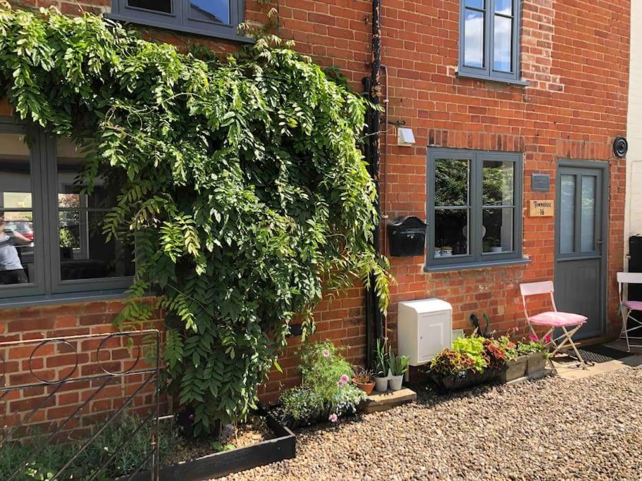 The Town House Villa Aylsham Exteriör bild
