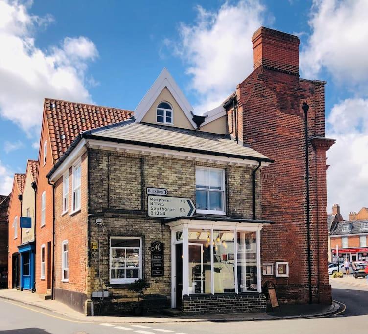 The Town House Villa Aylsham Exteriör bild