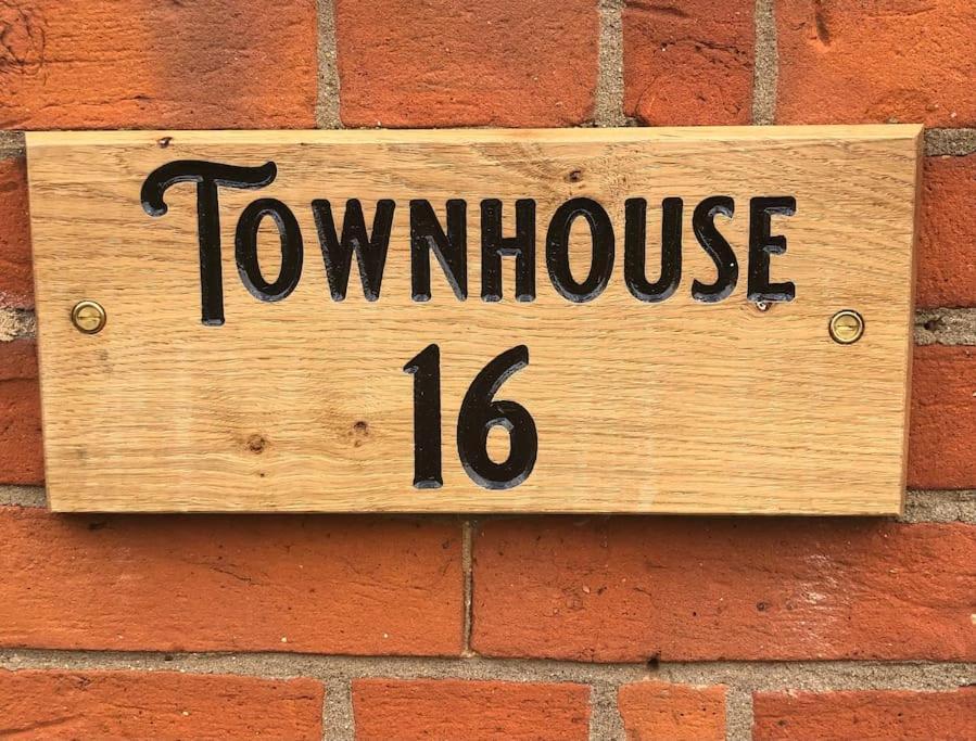 The Town House Villa Aylsham Exteriör bild